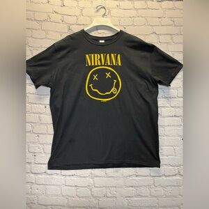 Retro Nirvana Smiley Face  T-Shirt Kurt Cobain Grunge Band Tee Adult 2XL
